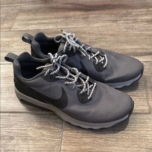 Nike Gray and Black Athletic Shoes with Sleek Design